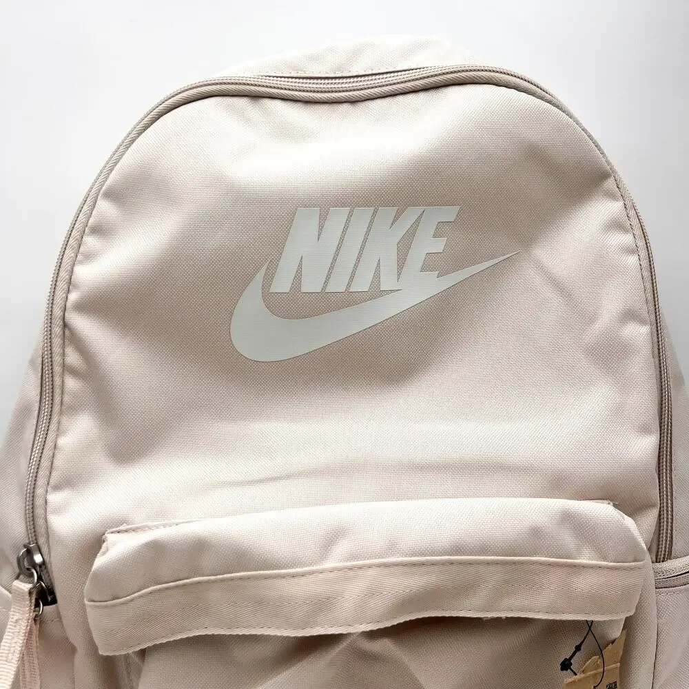 NIKE Unisex Heritage 25L Backpack One Size Summit White Orewood Brown NWT